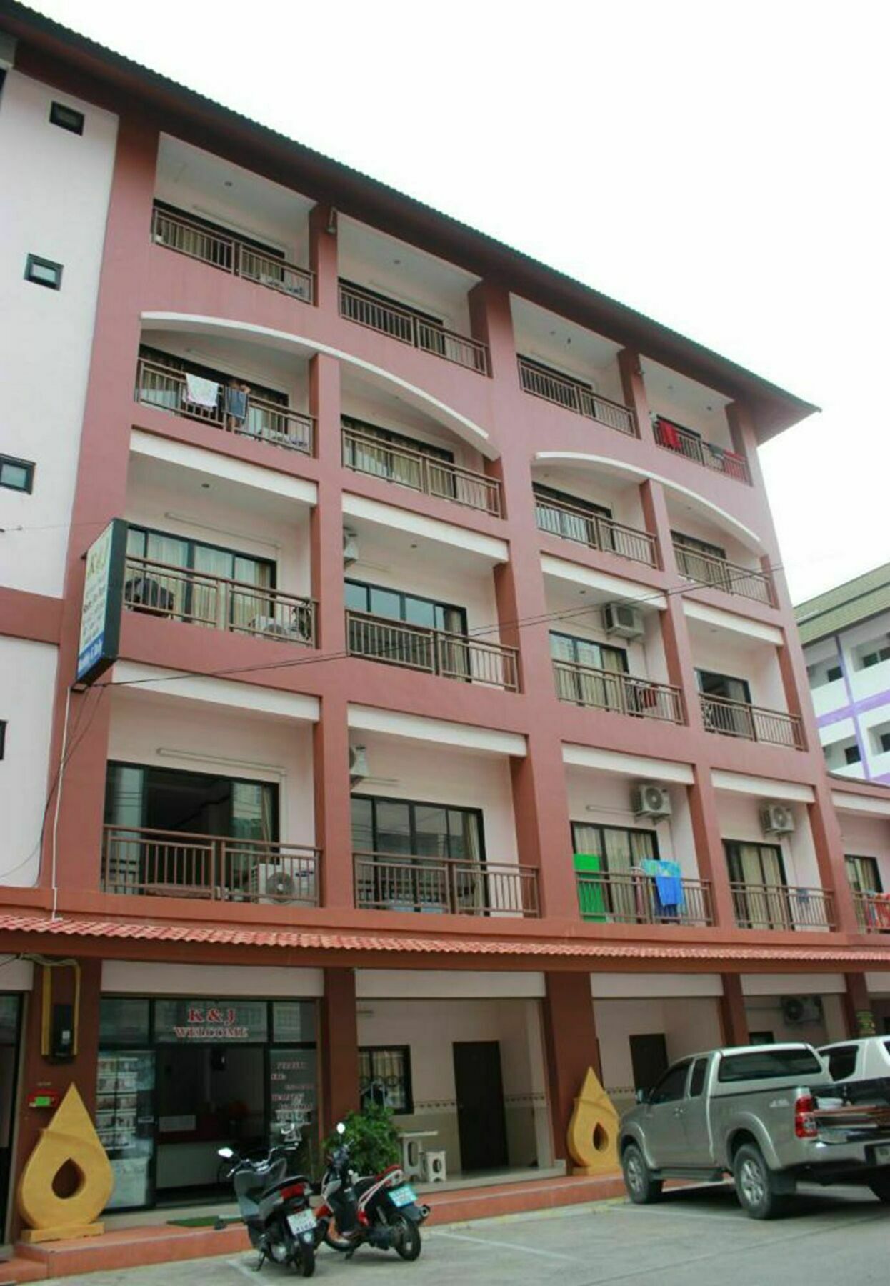 K&J Apartment Ban Nong Tabaek Exterior photo